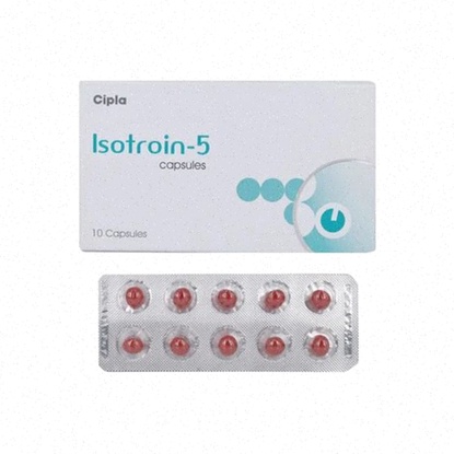 Boîte d'Isotroin et logo pharmacie